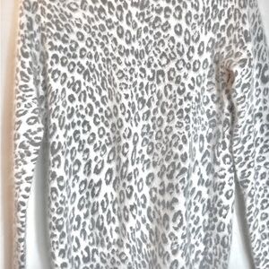 Ann Taylor SOFT and COZY White and Gray Animal Print Sweatshirt